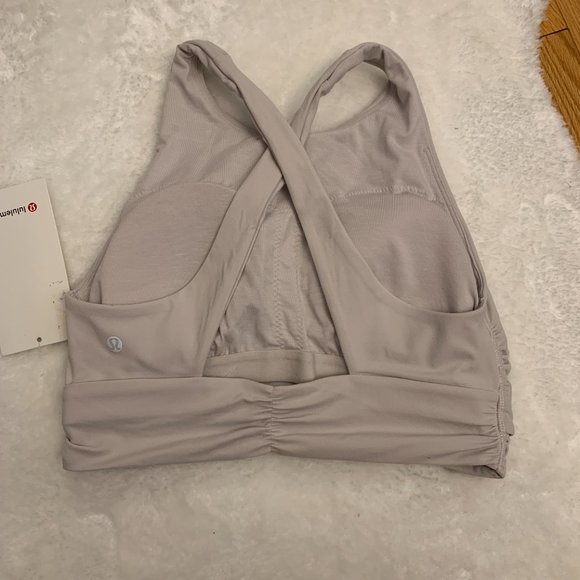 NWT NEW WITH TAGS Lululemon Always Aligned Bra - Light Chrome Size 8 - Picture 7 of 8